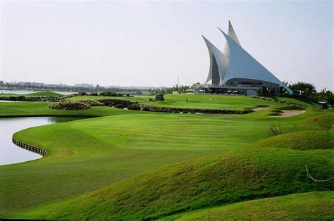 Dubai Creek Golf And Yacht Club Play Golf In Dubai