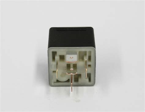 Bosch Mini Relay 24 Volt 5 Pin Change Over 20 10a Diode Protected