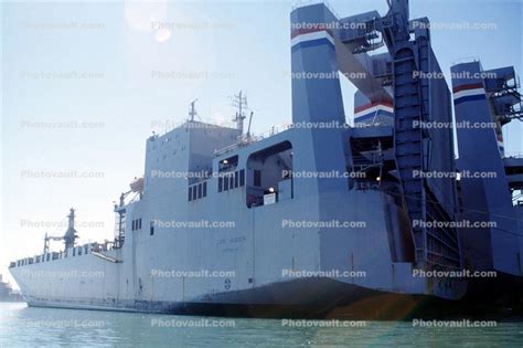Cape Henry Mv Cape Henry T Akr 5067 Roll Onroll Off Ship Crane Ro