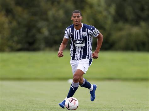 Peltier Signs Up For Season West Bromwich Albion