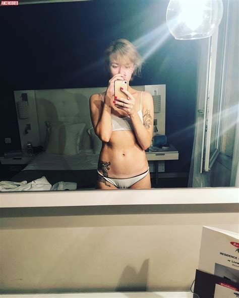 Naked Tatyana Tkachuk Added By Covfefe