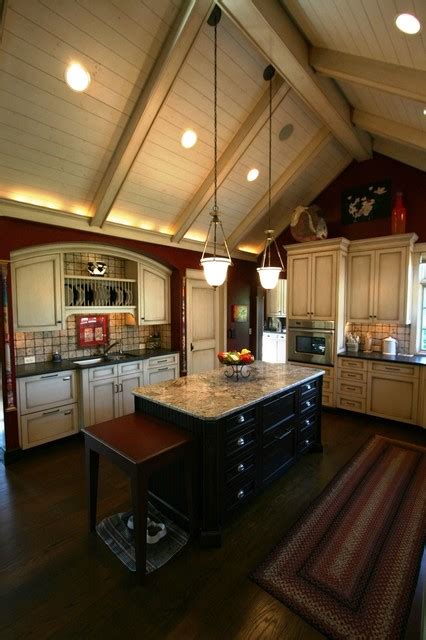 Check spelling or type a new query. Vaulted Kitchen ceiling w/ light wood cabinets