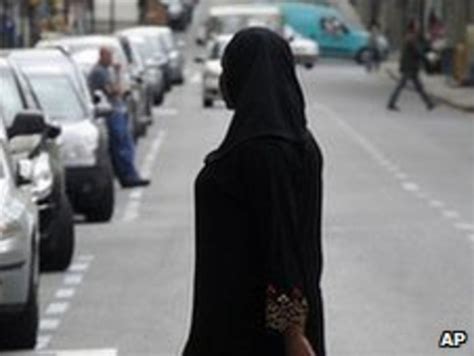 Barcelona To Ban Islamic Veils In Some Public Spaces Bbc News