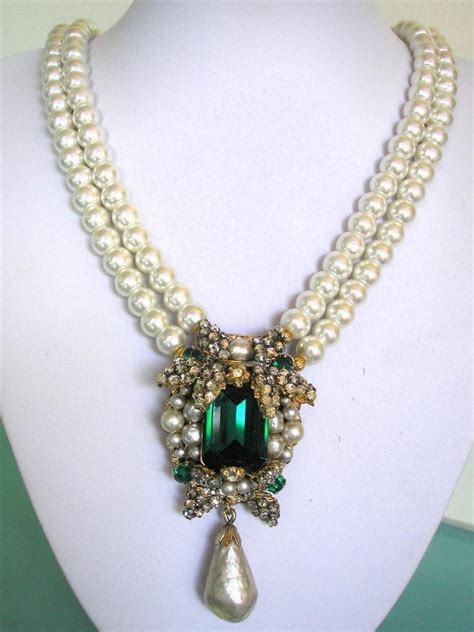 Pearl And Emerald Necklace Vendome Signed Jewellery Vintage Costume
