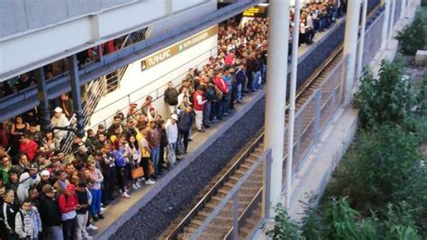 Www.milenio.com  comments  see why this is trending. Línea 12 del Metro, a su máxima capacidad tras falla en tramo Atlalilco-Tláhuac - El Heraldo de ...