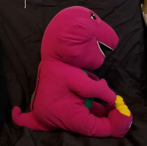 VINTAGE TALKING BARNEY The Purple Dinosaur Hasbro Playskool Plush Doll