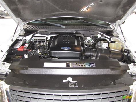 2003 Ford Expedition Xlt 46 Liter Sohc 16 Valve Triton V8 Engine Photo