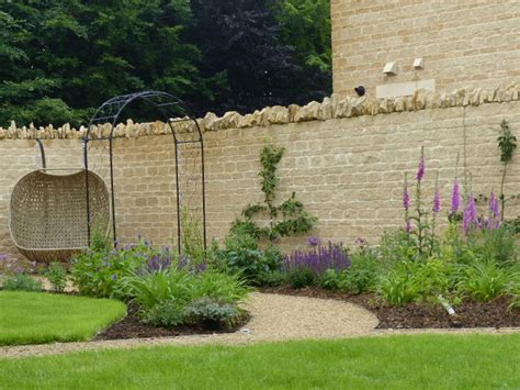 See more ideas about home improvement, diy projects, blank canvas. A blank canvas ! - ROB HOWARD GARDEN DESIGN