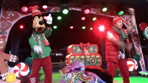 Disney S Holiday Dance Party At Disneyland Park Anaheim California