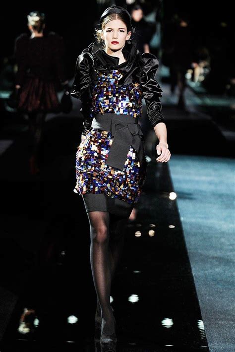 Dolce And Gabbana Fall 2009 Ready To Wear Collection Runway Looks