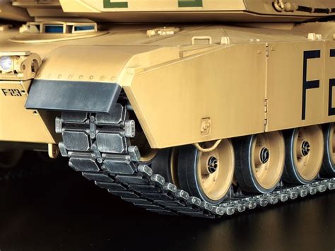 Tamiya 56041 1 16 U S Main Battle Tank M1A2 Abrams Full Option Kit