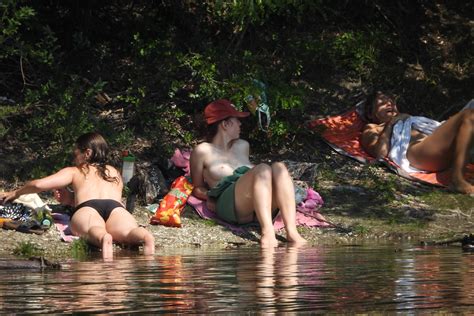 Clairwill S Beach Blog Girls Nude Donau Oder Kanal