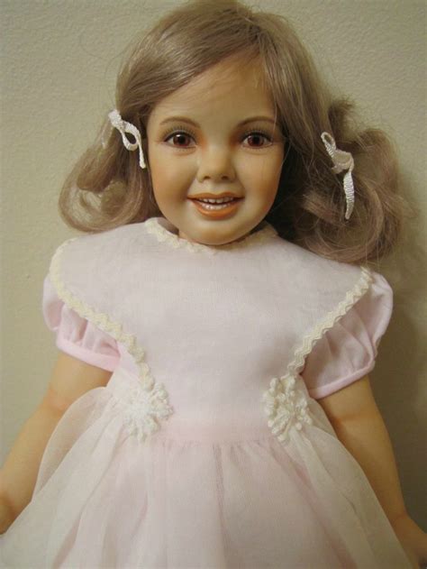 Rare Museum Limited Edition Dewees Cochran Effanbee 10 Doll Angela