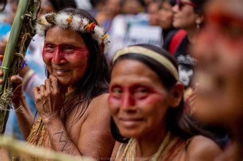 amazon watch amazonian women mobilize to demand justice and support for earth defenders