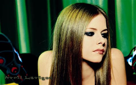 Avril Lavigne 艾薇儿拉维妮 美女壁纸 x 壁纸下载 Avril Lavigne 艾薇儿拉维妮 美女壁纸 人物壁纸 V 壁纸站
