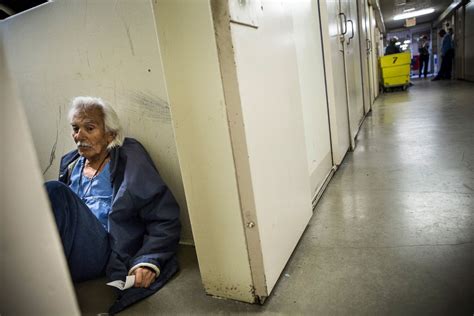 An Intimate Look At Aging Prisoners In The United States Photos Image