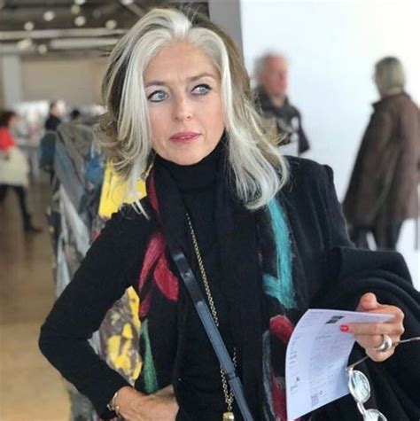 Pagina ufficiale di enzo miccio wedding planner. Chi è Paola Marella: Età, Altezza, Peso, Instagam ...