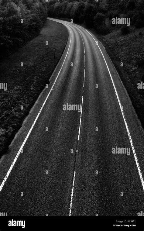 Empty Roadroad To Nowherecurving Road Stock Photo Alamy