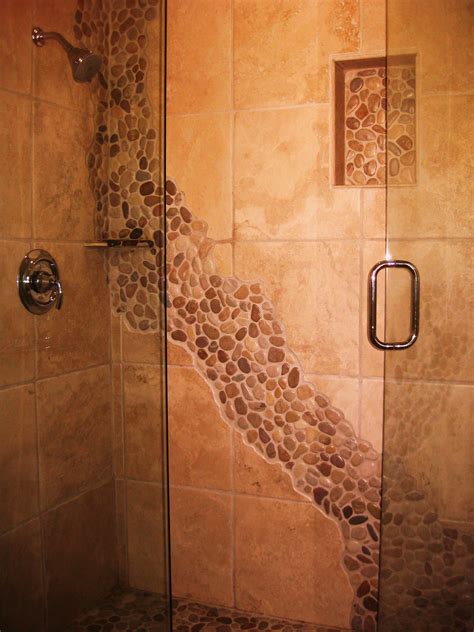 20 River Rock Tile Bathroom Ideas