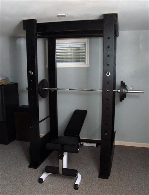 How to build a home half rack which is mobile and can be used either in your home, your garage or outside. Homemade power rack made out of wood and pipe..