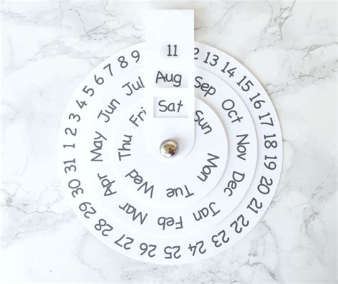 Vikalpah Diy Round Perpetual Calendar With Free Printable Template