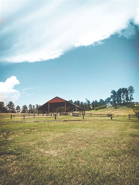 Located on 52 acres in morrison colorado, 30 minutes from downtown denver in the beautiful foothills. Younger Ranch is a rustic, elegant, outdoor/barn wedding ...