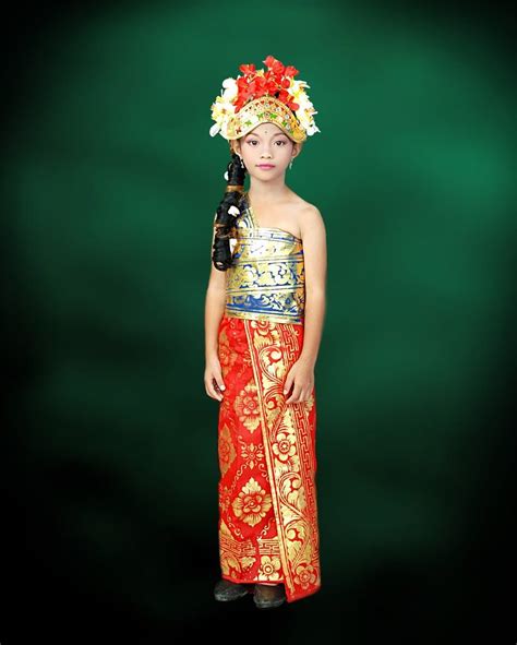 indonesia national costume traditional clothes of ind