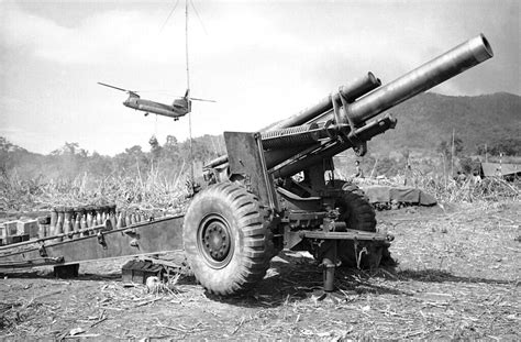 Vietnam War 1970 Us Artillery 155 Guns Served By Vietna Flickr