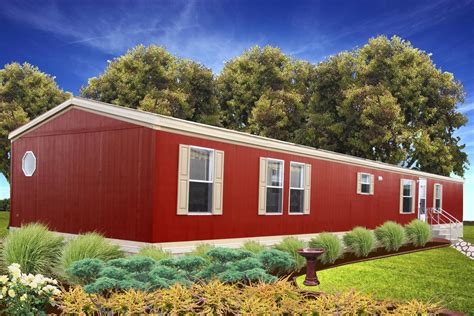 More people are choosing our single wide manufactured homes over double wide, modular and stick built homes. The Four Queens is a 4 Bed 2 Bath 1330 sq ft 18x80 Manufactured Home featuring an open floor ...