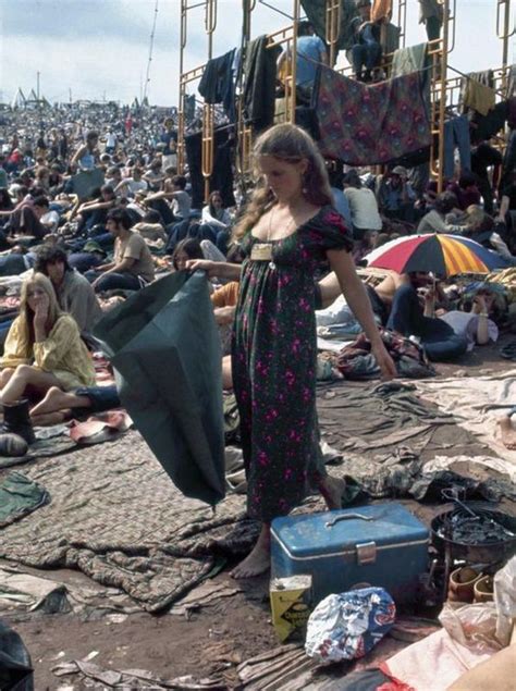 60 Rarely Seen Photographs Of Woodstock History Daily 1969 Woodstock