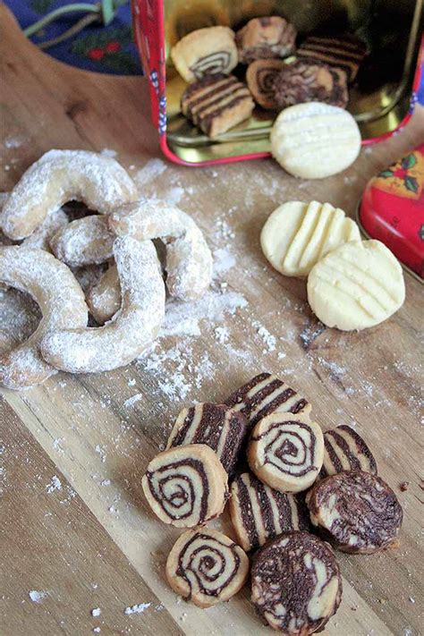 We make christmas trees, wreaths, stars, and hearts. 3 Classic European Christmas Cookie Recipes | Foodal