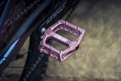 Dmr Vault Midi Pedal Review One Track Mind Cycling Magazine