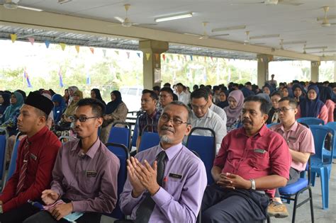 Tingkatan 1 sejarah dan apresiasi seni visual ta. MAJLIS PERASMIAN APRESIASI SENI VISUAL (PENGKARYAAN ...