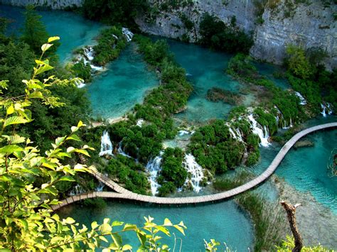 A Complete Guide To Plitvice Lakes
