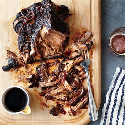 Slow Cooker Pulled Pork And Bourbon Peach Barbecue Sauce Recipe Myrecipes