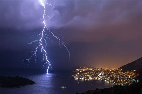 Lightning In Front Of Dubrovnik 24814 Photo By Teo Radic National