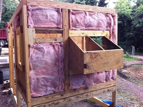 This is video i did last spring showing off my little pallet chicken coop. More ideas below: Easy Moveable Small Cheap Pallet chicken ...