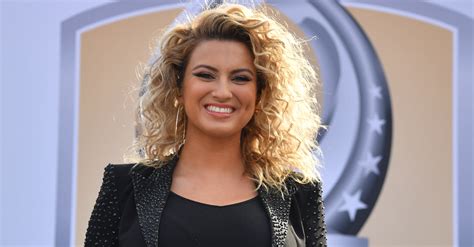 My Identity Is In Christ Not Fame Singer Tori Kelly Says Of Staying