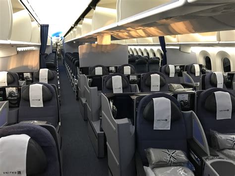 Review United Airlines 787 9 Polaris Business Class Los Angeles To Singapore Inaugural Live