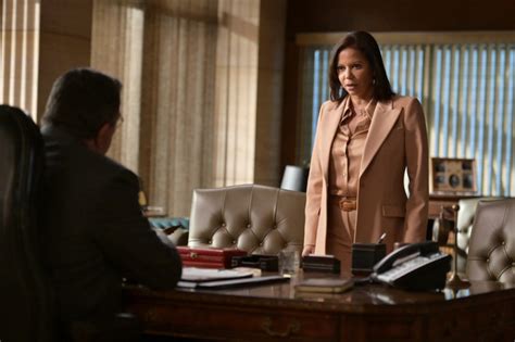 Gloria Reuben Guest Stars In The ‘blue Bloods Finale As The Reagans