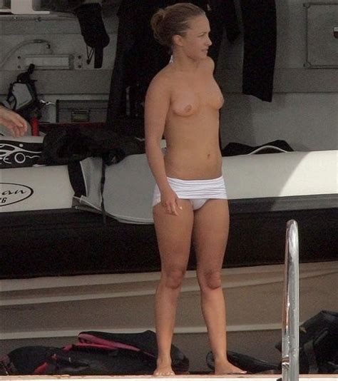 Hayden Panettiere Yacht Bikini