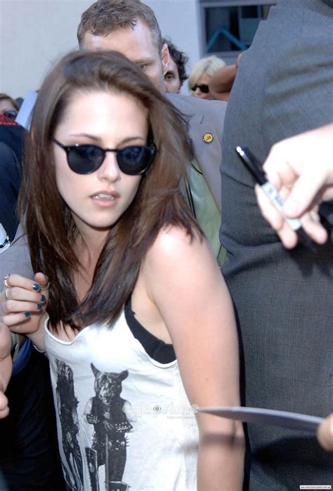 Kristen Stewart Arriving At The Hard Rock Hotel In San Diego July 23 Kristen Stewart Photo