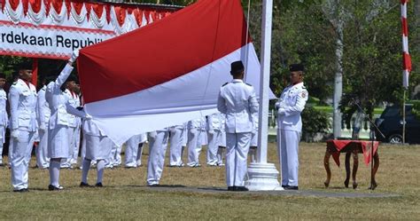 Contoh undangan HUT RI ke 73 pada tanggal 17 Agustus 2018 ...