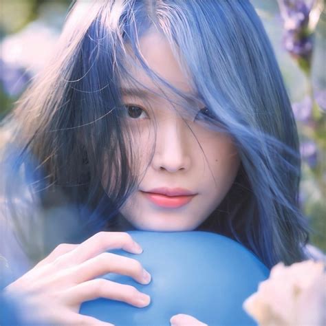 On october 20, iu announced the postponement of love poem album release on her official fan club. IU's Melancholy New Song "Love Poem" And Album Description ...