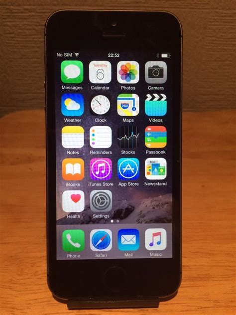 Apple Iphone 5s Black 16gb Unlocked In Barry Vale Of Glamorgan Gumtree