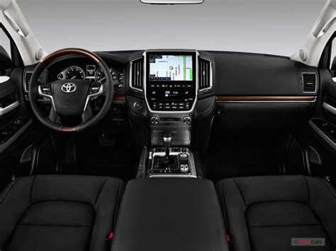 2018 Toyota Land Cruiser Interior Us News And World Report