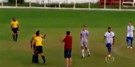 Referee Pulls Gun At Soccer Match Askmen
