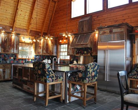 Nowadays, its interior style has become an iconic style that had inspired the modern rustic homes and other home styles that are also having a natural concept. Rustic Cabin Interior | Houzz