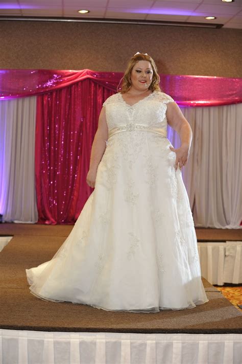 A plus size gown is not just a smaller gown made larger. Torrance Bridal Show-Plus Size Wedding Gowns on the Runway ...