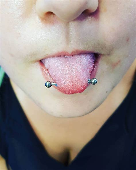 Scopri ricette, idee per la casa, consigli di stile e altre idee da provare. Snake Eyes Piercing - Piercing Studio Wien